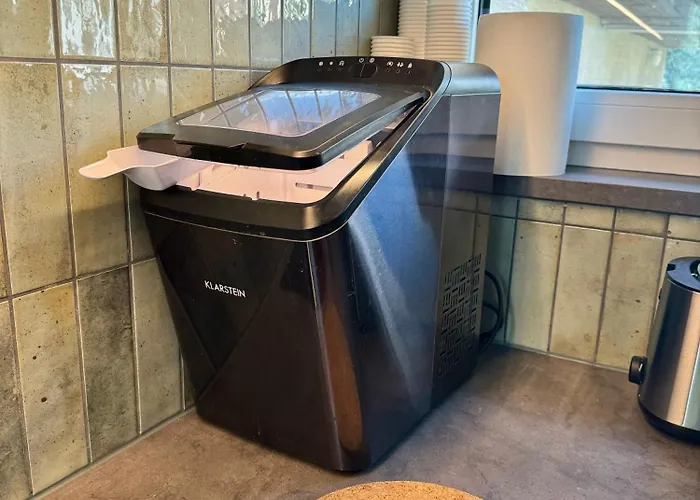 B32 Апартаменты *