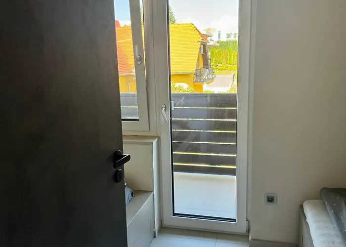 B32 Апартаменты *